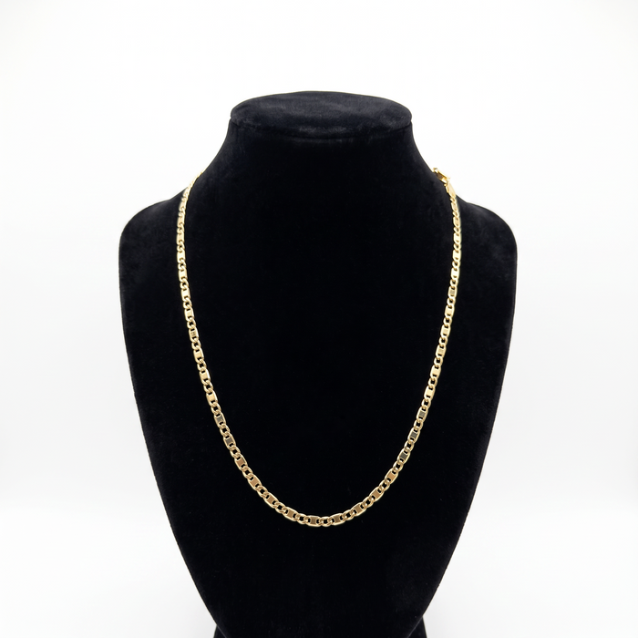 Cadena espejo delgada de El Rey Joyero en oro laminado 18k de 3mm sobre un busto expositor negro
