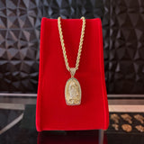 Kit de El Rey Joyero con cadena torzal y dije de la Virgen en baño de oro de 18k con detalles de piedras brillantes