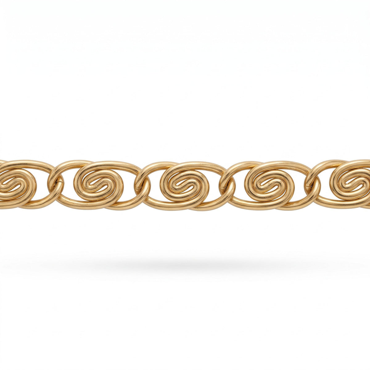 Cadena El Rey Joyero para caballero con eslabones entrelazados en espiral y acabado en tono dorado brillante