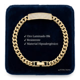 Esclava barbada El Rey Joyero de oro laminado 18k con placa diamantada sobre estuche de terciopelo azul