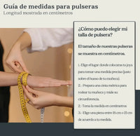Guía de medidas para pulseras El Rey Joyero mostrando cómo medir la muñeca con una cinta métrica amarilla