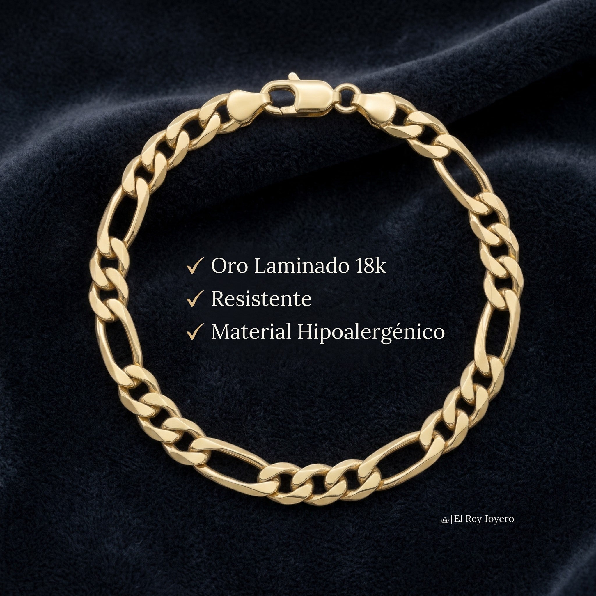 Pulsera El Rey Joyero estilo Cartier 3x1 de oro laminado 18k con eslabones figaro de 7mm sobre terciopelo azul