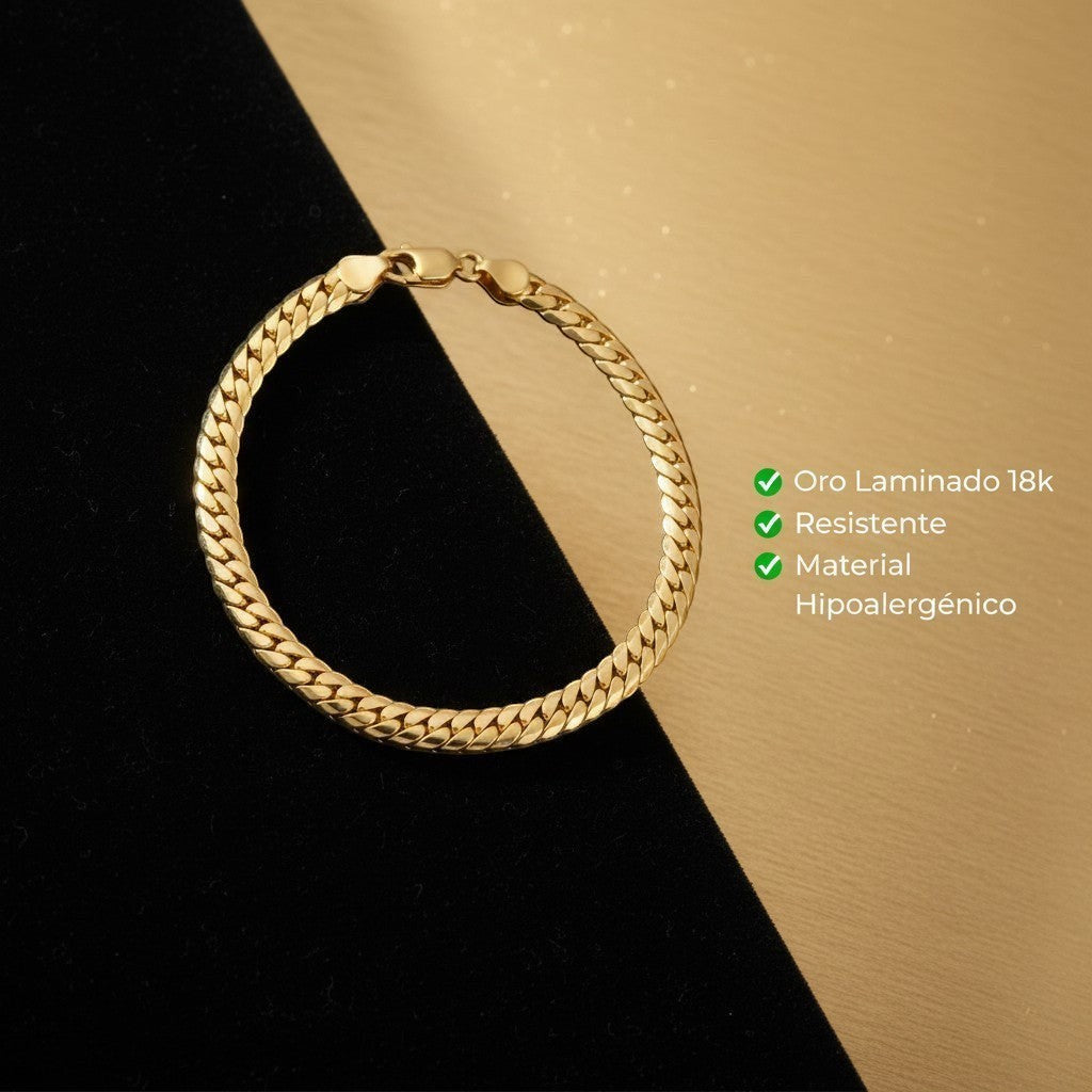 Pulsera estilo cubano de El Rey Joyero en oro laminado 18k con eslabones curb brillantes y broche de perico
