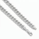 Pulsera estilo cubano de 8mm en plata .925 sólida de El Rey Joyero con acabado brillante y cierre de mosquetón