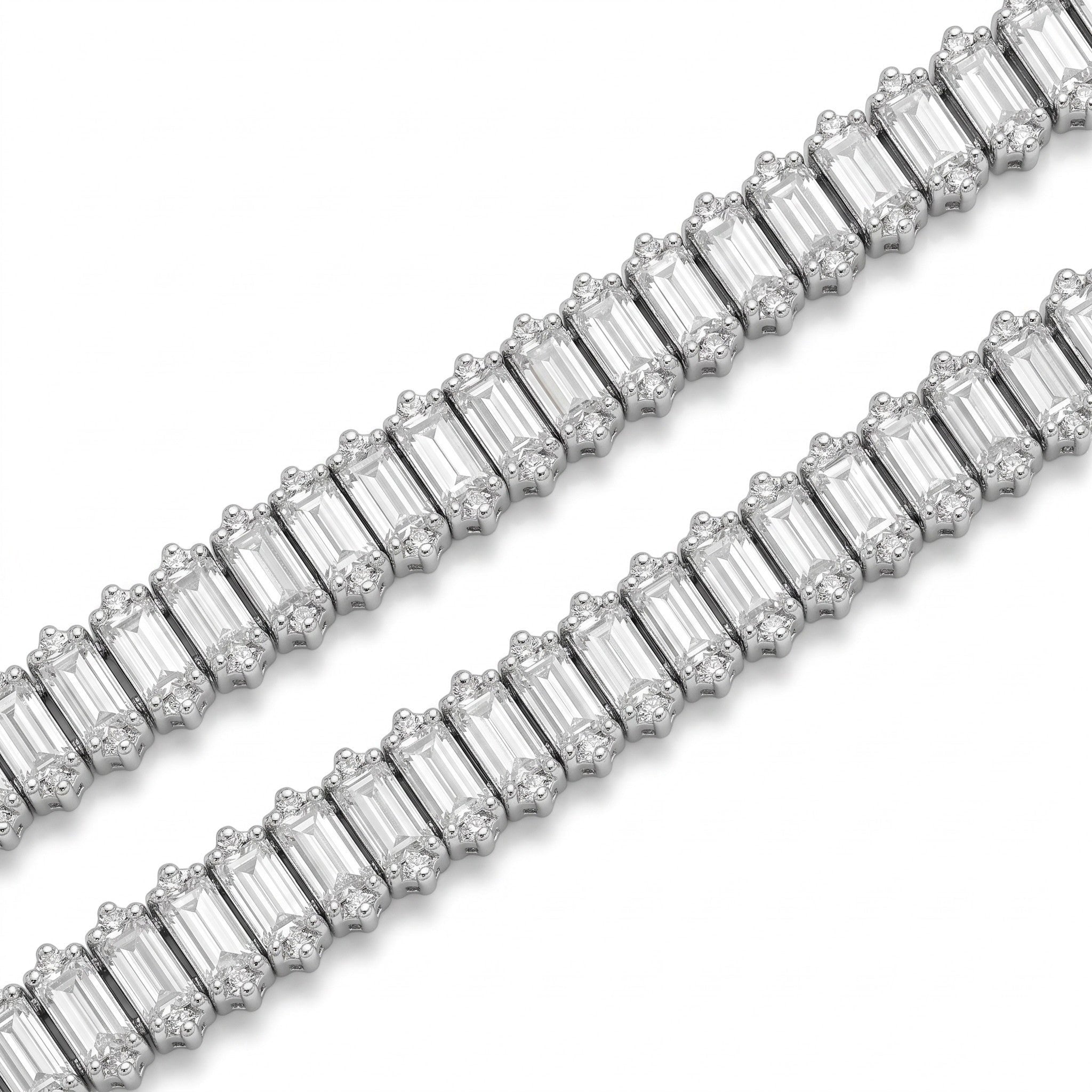 Pulsera tenis El Rey Joyero de oro laminado blanco 18k con zirconias corte baguette y detalles brillantes
