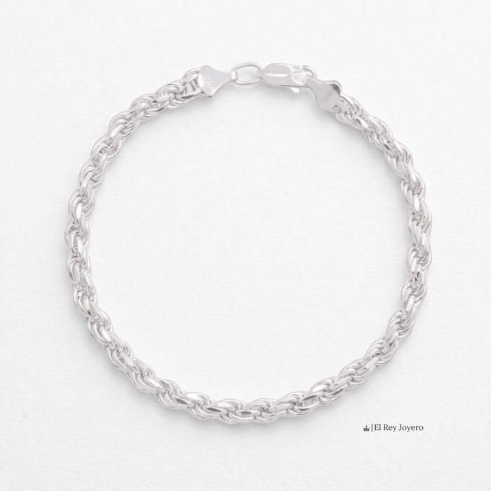 Pulsera de plata .925 estilo torzal de 6mm de El Rey Joyero con acabado brillante y cierre de mosquetón seguro.