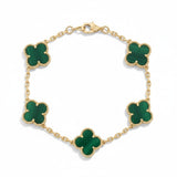 Pulsera El Rey Joyero estilo trébol con piedras verdes y eslabones de oro laminado de 18k