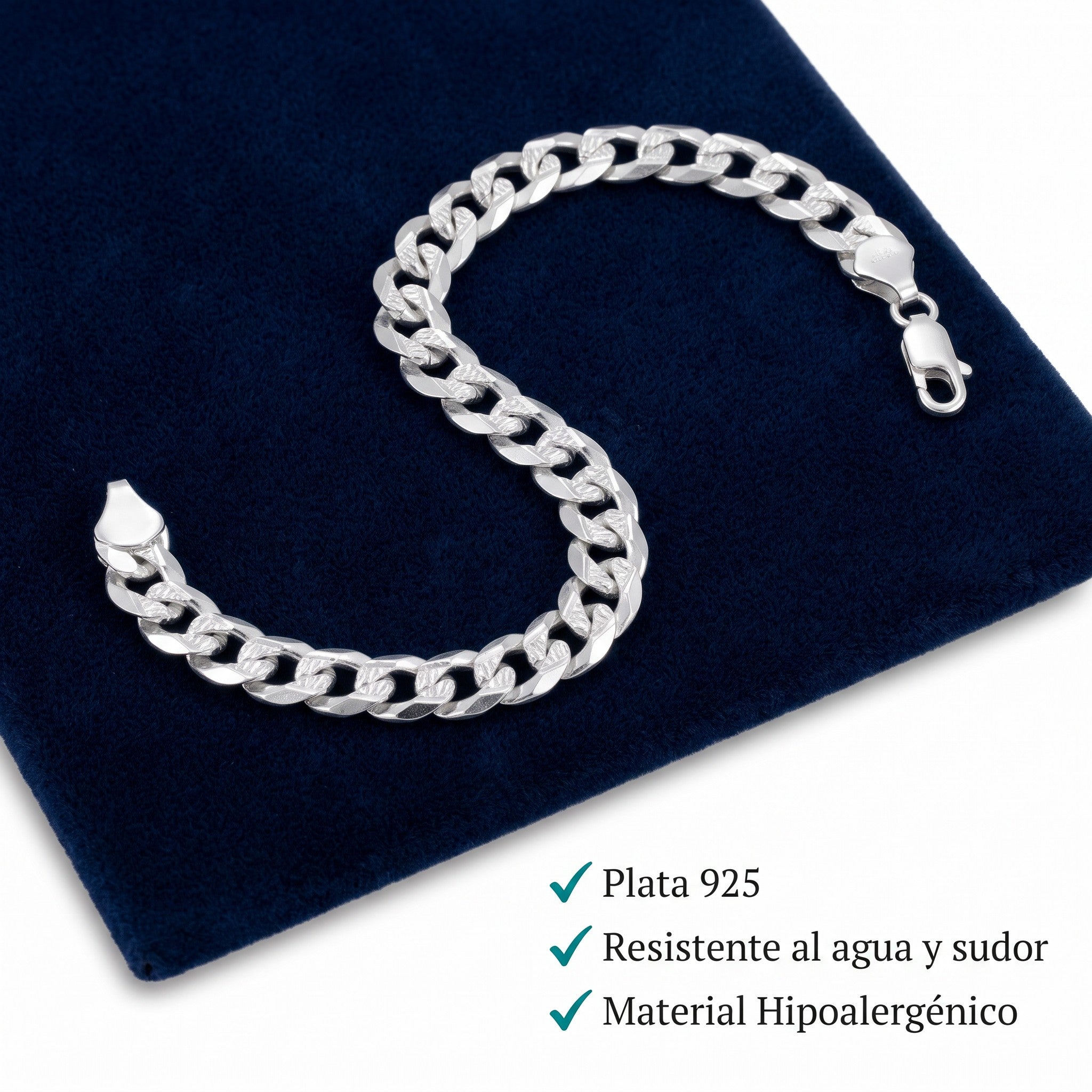 Pulso barbado de 6mm en plata .925 de El Rey Joyero sobre terciopelo azul, diseño italiano sólido y duradero.