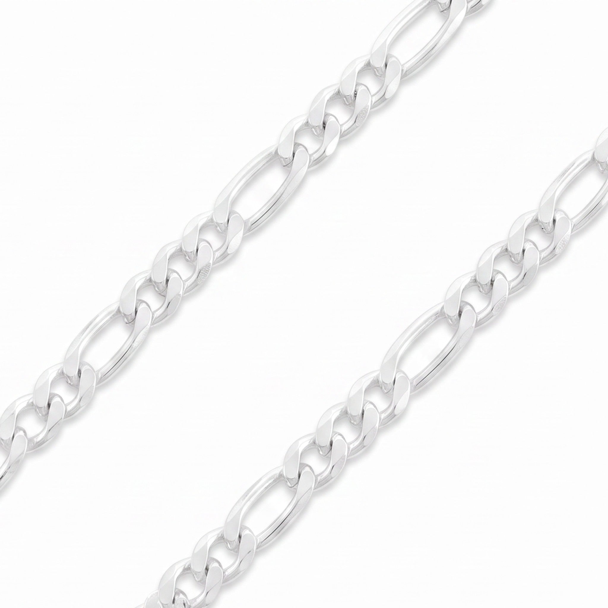Pulso Cartier de 4mm en plata .925 de El Rey Joyero con diseño de eslabones italianos sólidos y acabado brillante.