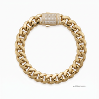 Pulso Mónaco de El Rey Joyero en oro laminado 18k con eslabones estilo chino y broche con incrustaciones de cristales