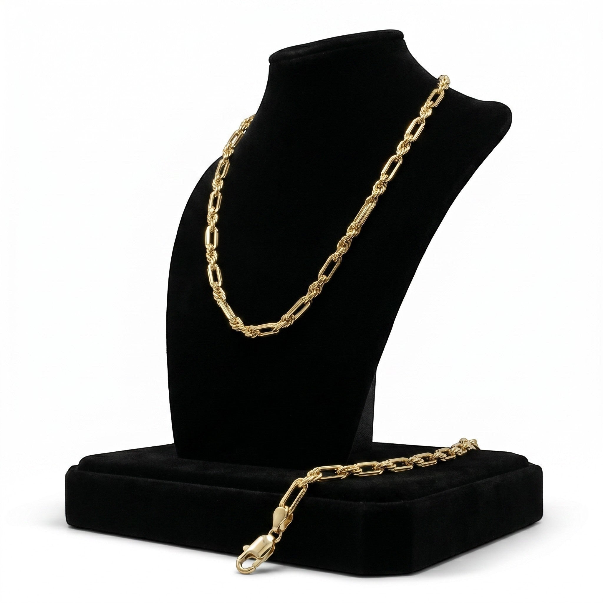 Conjunto de cadena y pulsera estilo Fígaro de El Rey Joyero en oro laminado 18k con acabado brillante